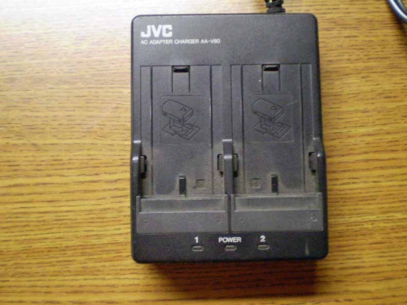JVC AA-V80 GR-DLS1U DVM1U DVL9000U Dual Battery Charger
