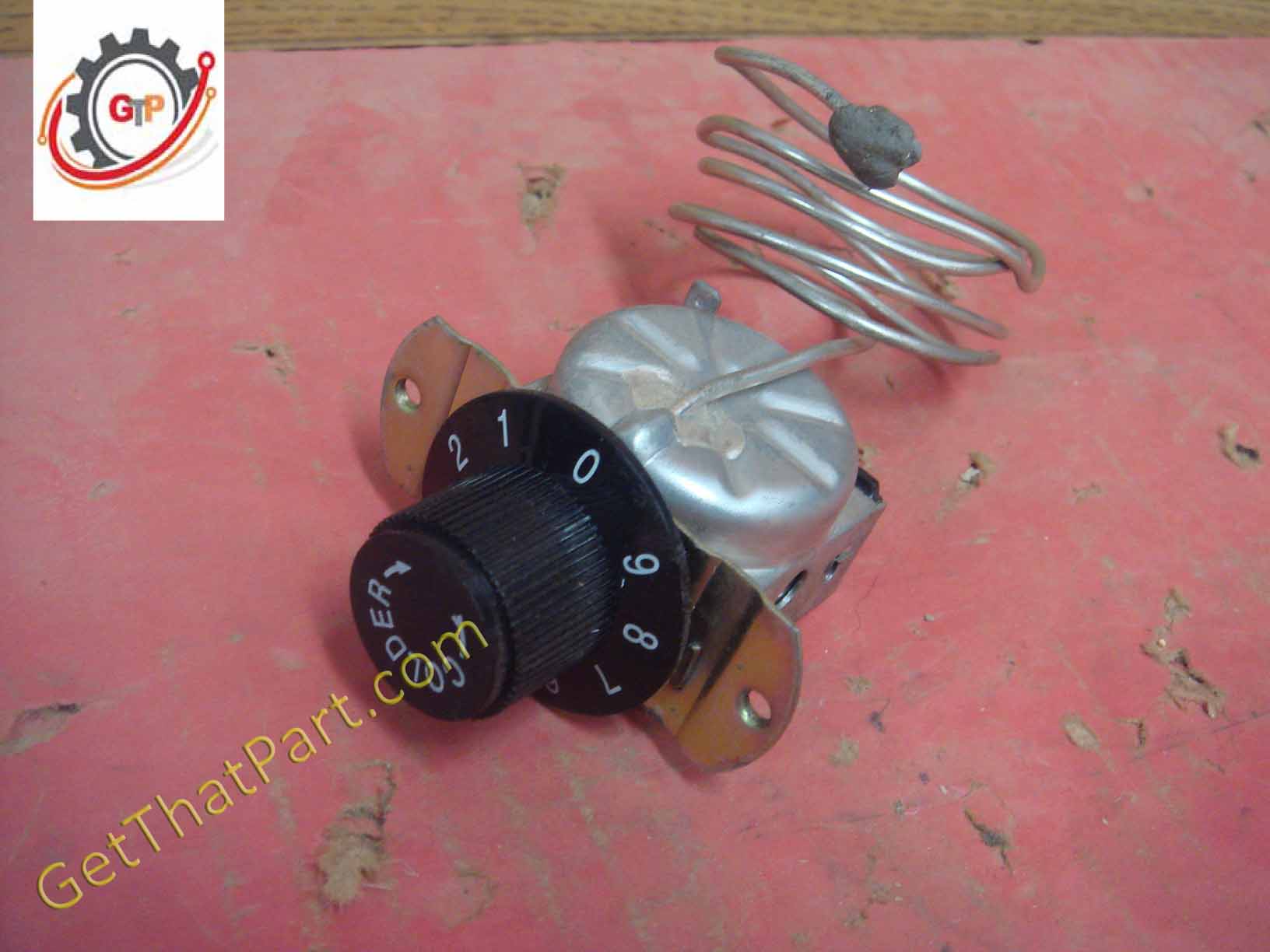 True GDM-12 Oem Cold Sensing Thermostat Temperature Controller Tested